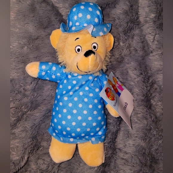 New Berenstain Bears Plush Characters - Picture 5 of 6